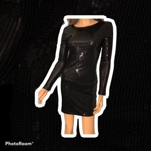 Sexy lil black dress for holiday!!!